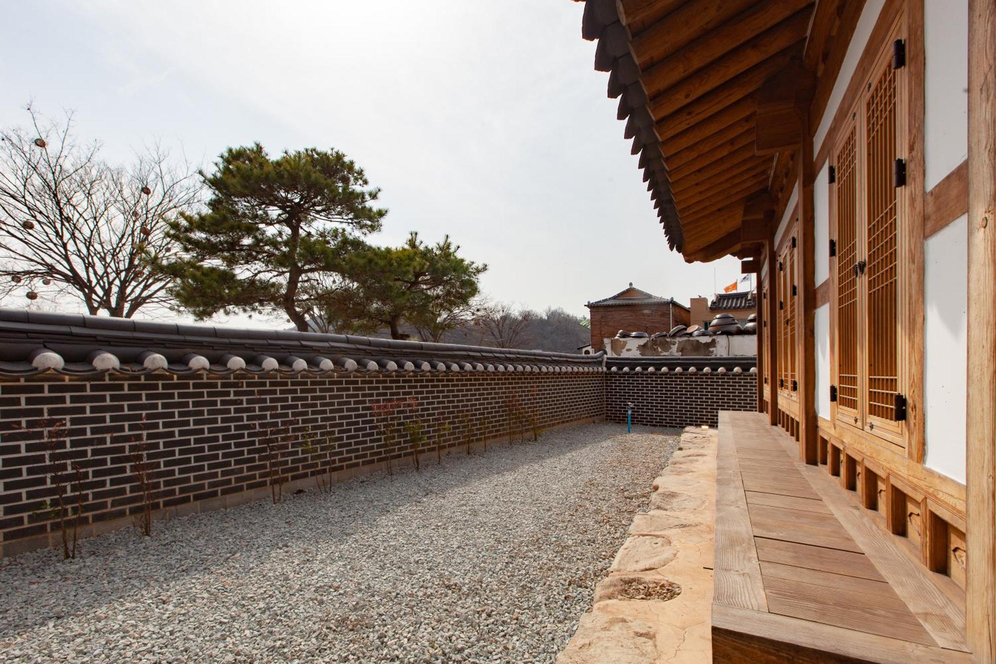 Cheong-Yeon, The Korean Traditional House Hanok In Jeonju Hanok Village Екстериор снимка